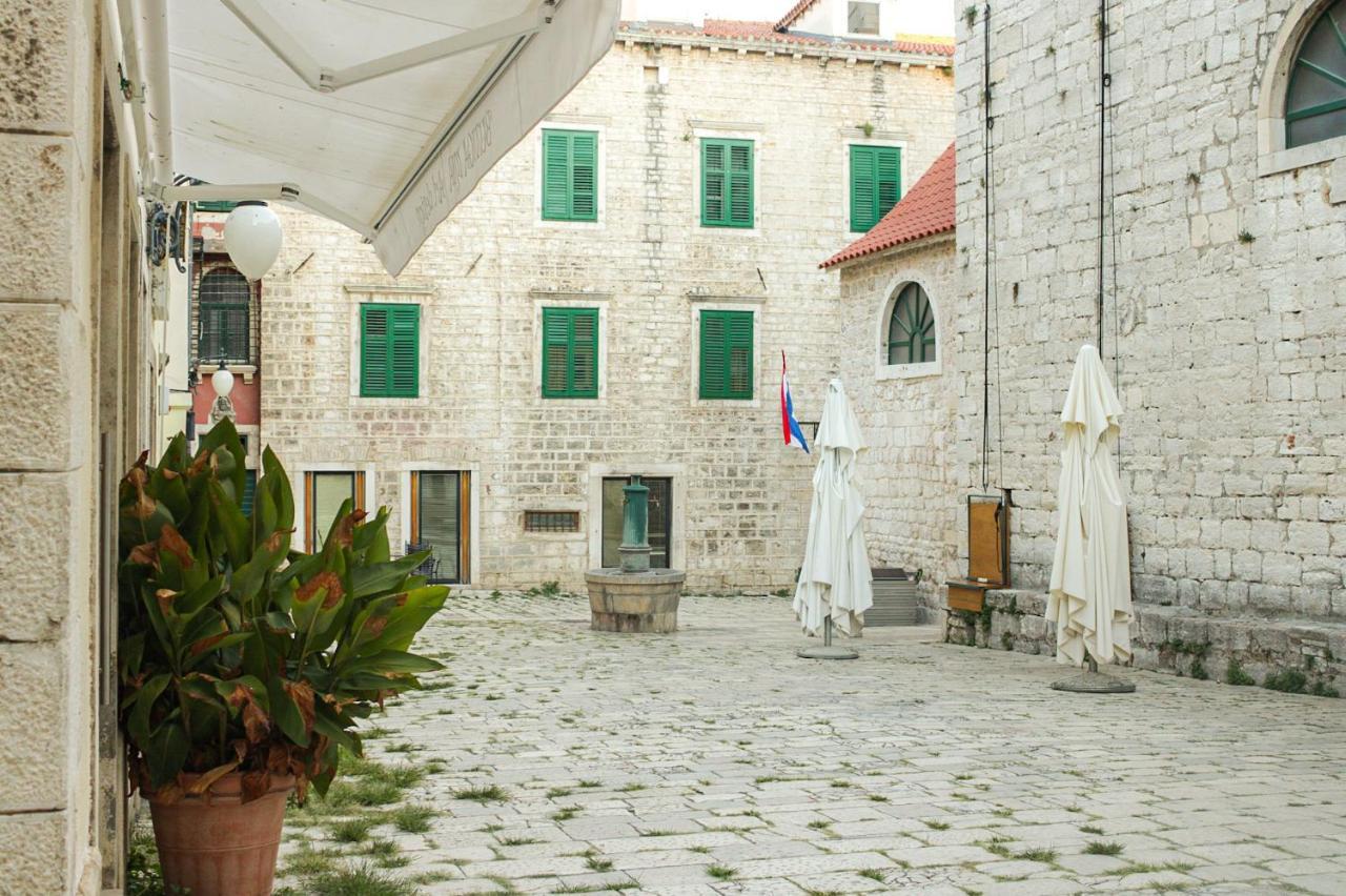 Antini Trudi Apartment Sibenik Luaran gambar